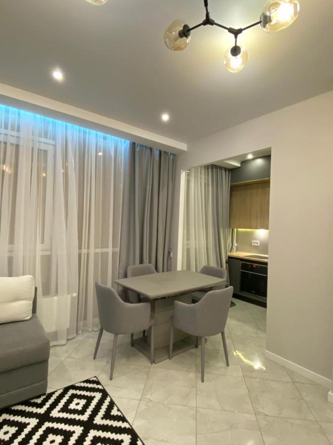 Vip Apartment In Odessa Exterior foto